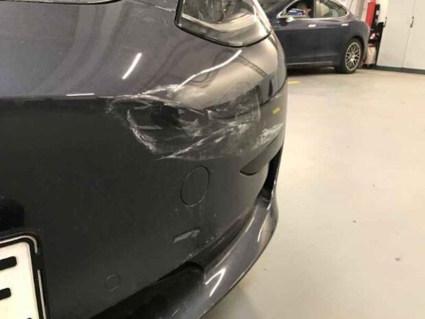 Elektroauto Tesla Gutachten Schadengutachten Unterschleißheim